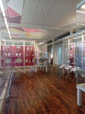 Bâtiment dédié aux oeuvres du 19e au 21e siècles