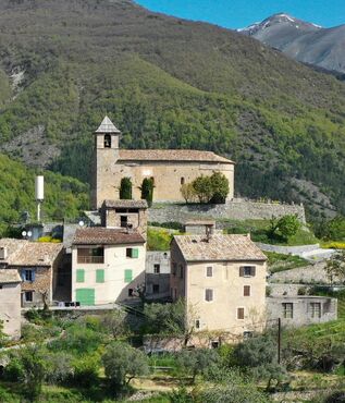 Castellet-l&egrave;-Sausses