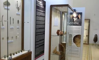 Interior del museo de historia local